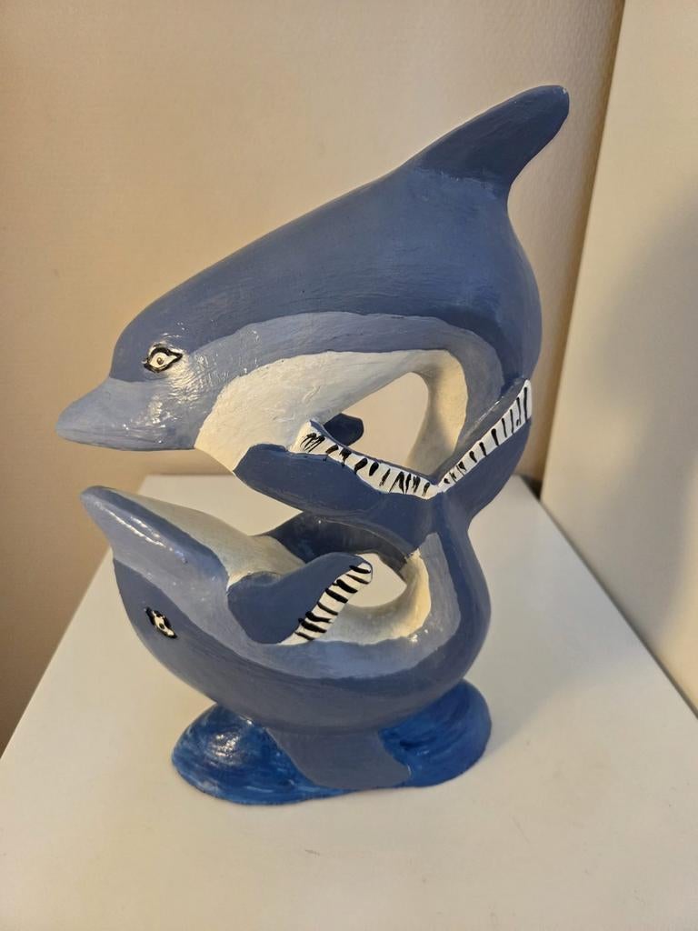 Dolfijnenbeeld van gips,  33 cm hoog, Ophalen of Verzenden, Zo goed als nieuw, Overige soorten, Beeldje of Figuurtje