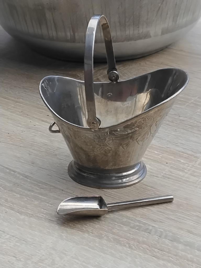 Vintage zilverkleurige suikerpot met schepje, Ophalen