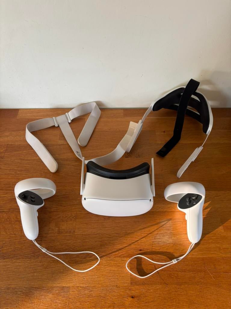 Meta Quest 2 incl. Elite Strap, Spelcomputers en Games, Ophalen of Verzenden, Zo goed als nieuw, Overige platformen
