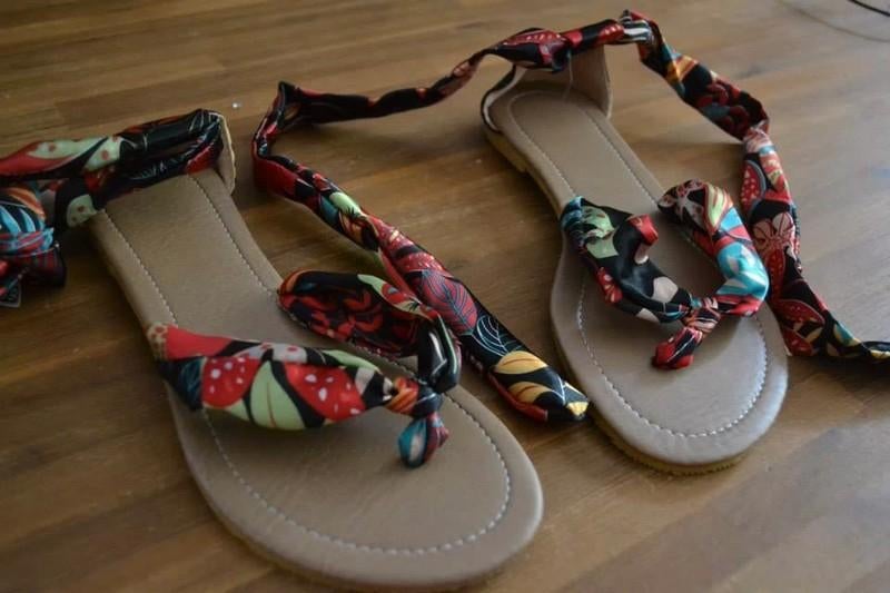 prachtige nieuwe slippers <3, Verzenden, Nieuw, Slippers