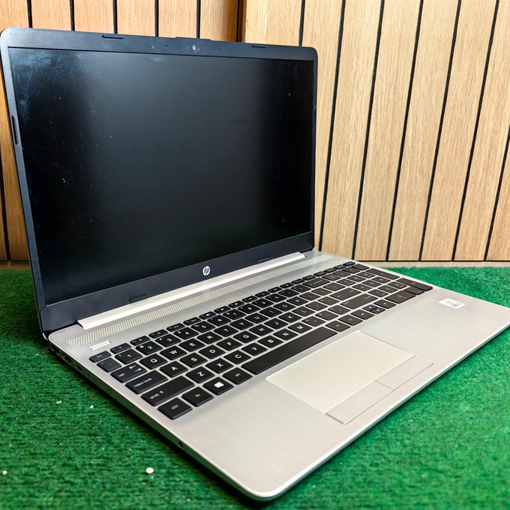 HP 15-DW1800ND Intel Core i5-10210U 8GB 256GB Win 11, HP, Zo goed als nieuw, Support@hp.com, 1501 Page Mill Road
Palo Alto, CA 94304
USA