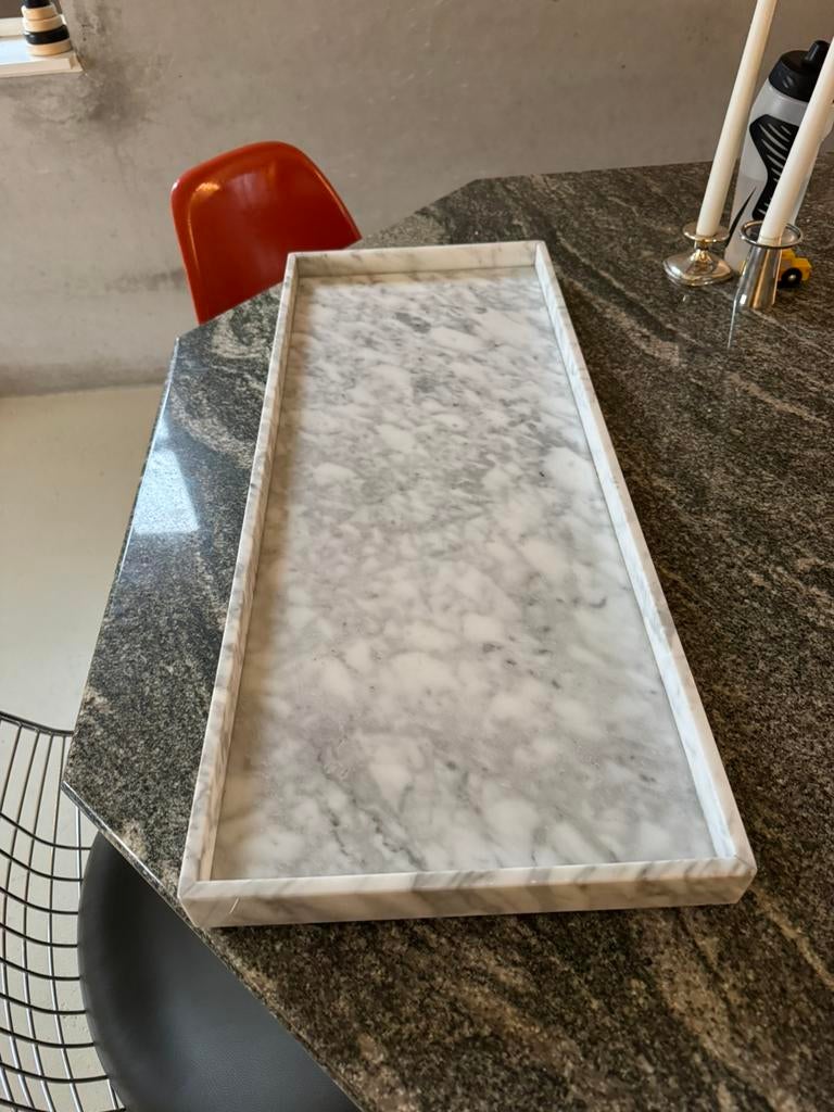 Marmeren tray - Bolia, Huis en Inrichting, Woonaccessoires | Dienbladen, Ophalen, Zo goed als nieuw, Rond