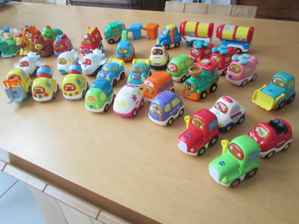 Grote collectie Toet Toet auto’s en veel meer .Zie beschrijv, Kinderen en Baby's, Speelgoed | Vtech, Ophalen, Gebruikt, 4 tot 6 jaar