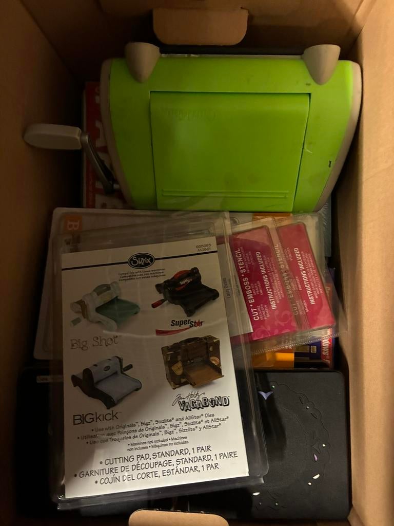 Cutting machine ( big shot), Ophalen of Verzenden, Zo goed als nieuw, Overige thema's, Pons of Mal