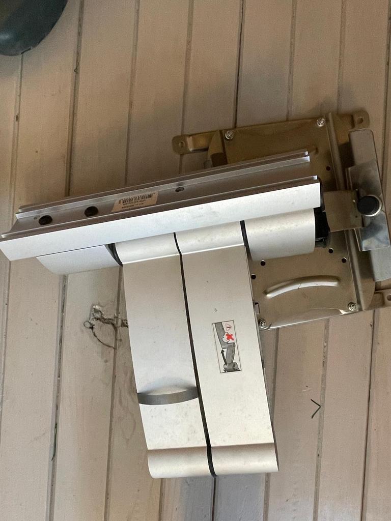 Vogel's VFW 432 SILVER TV Beugel - Zilver, Ophalen, Zo goed als nieuw