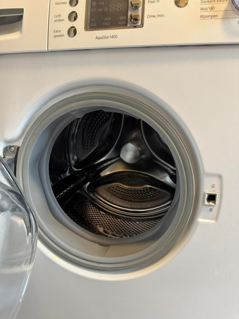 Wasmachine Bosh, Ophalen, Zo goed als nieuw, 1200 tot 1600 toeren