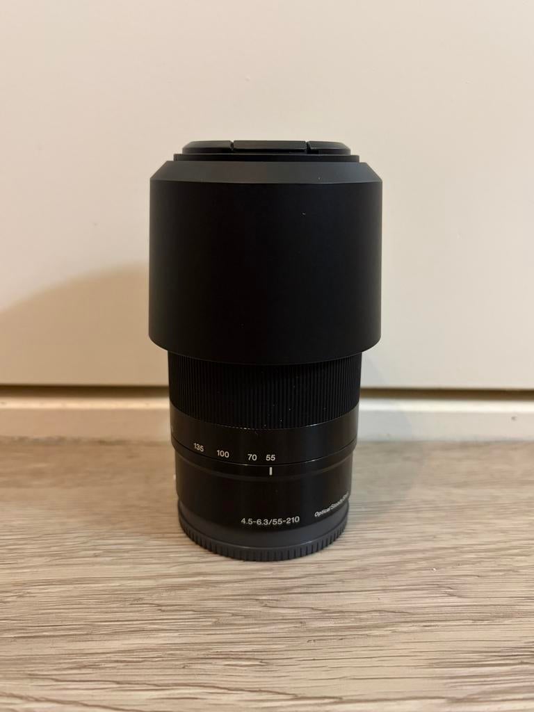 Sony E 4.5-6.3/55-210 OSS Lens, Ophalen of Verzenden, Zo goed als nieuw, Telelens, Zoom