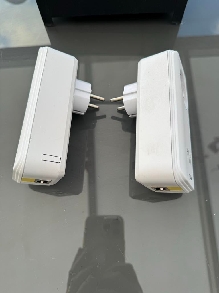 2x Wifi Versterker DVS 650 Powerline Adapters, Ophalen of Verzenden, Gebruikt