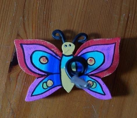 WereldWinkel houten vlinder met knijper voor foto of kaart, Ophalen of Verzenden
