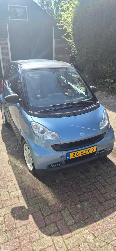 Smart ForTwo 1.0 45KW Coupe MHD AUT 2011 Zwart, Automaat, Zwart, 18 €/maand, 61 pk