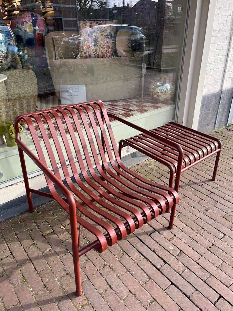 HAY Palissade lounge chair + ottoman, Rood coated steel -m, Havnen 3, Denmark, Ophalen of Verzenden, Hay.netherlands@hay.com, HAY