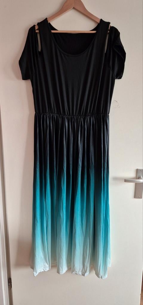 Nieuwe lange jurk met blote schouder. Maat XXXL., Ophalen of Verzenden, Nieuw, Groen, Jurk