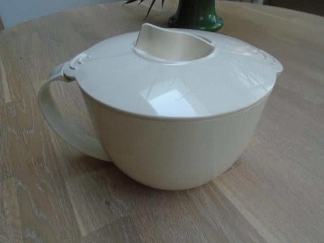 creme tupperware microplus, microcook magnetron kan 1 liter, Huis en Inrichting, Keuken | Tupperware, Ophalen of Verzenden, Zo goed als nieuw