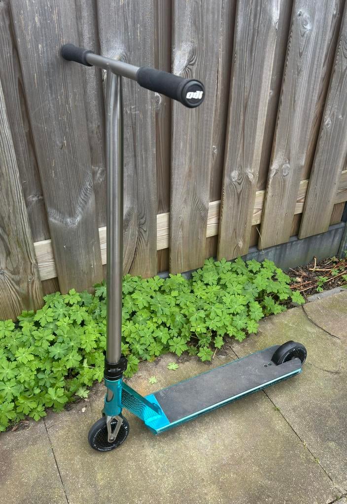 Custom stuntstep titanium stuur, Fietsen en Brommers, Ophalen, Zo goed als nieuw, Overige typen