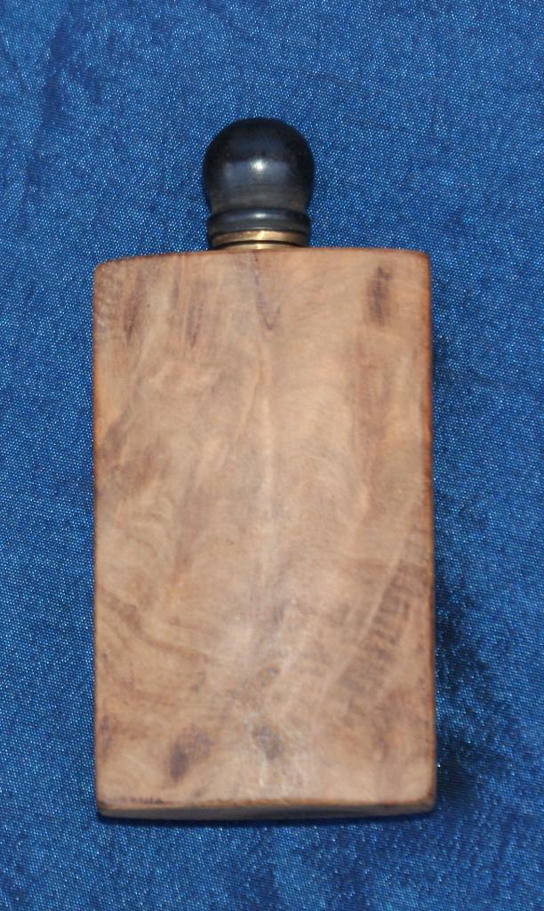 Houten Snuffbottle, Ophalen