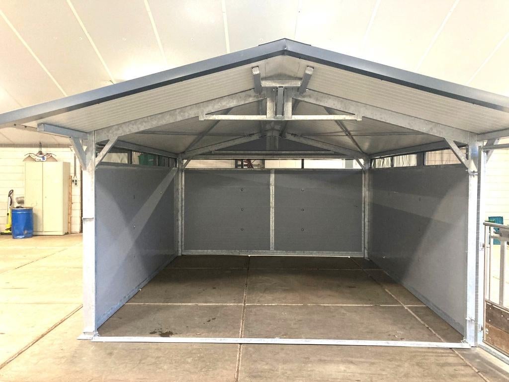 Stallen voor schapen kalveren geiten, Dieren en Toebehoren, Vrouwelijk, Schaap