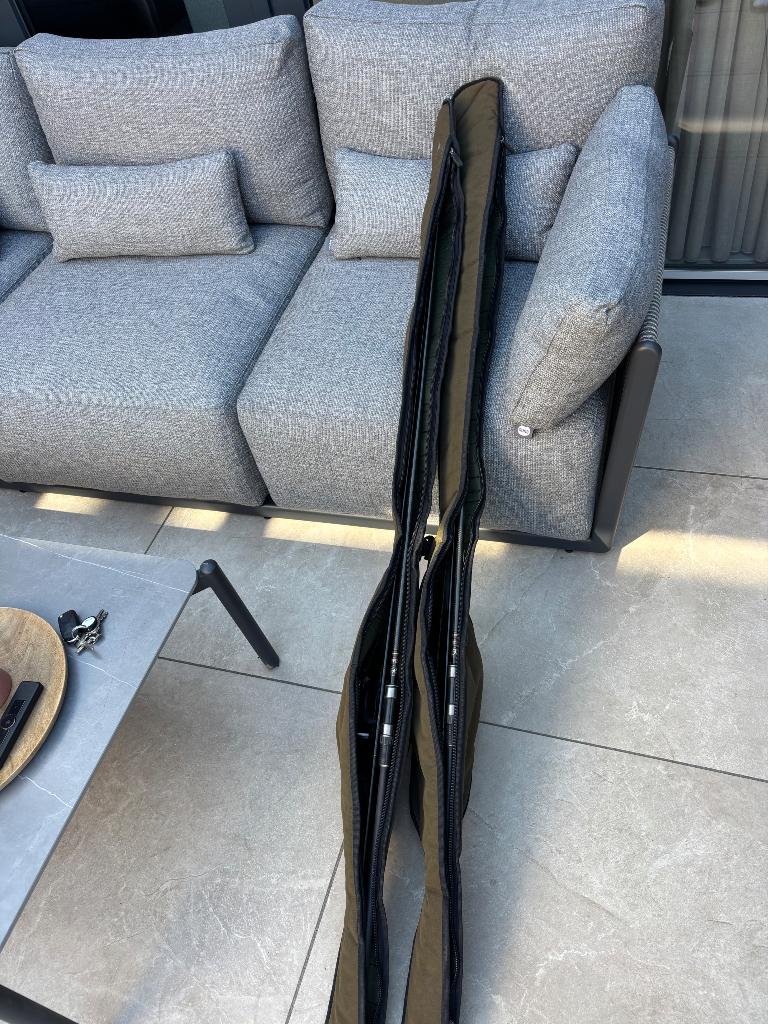 2x poeli’s rods  x range,  2x fox eos 12000fs baitrunner,, Watersport en Boten, Ophalen of Verzenden, Gebruikt, Complete set