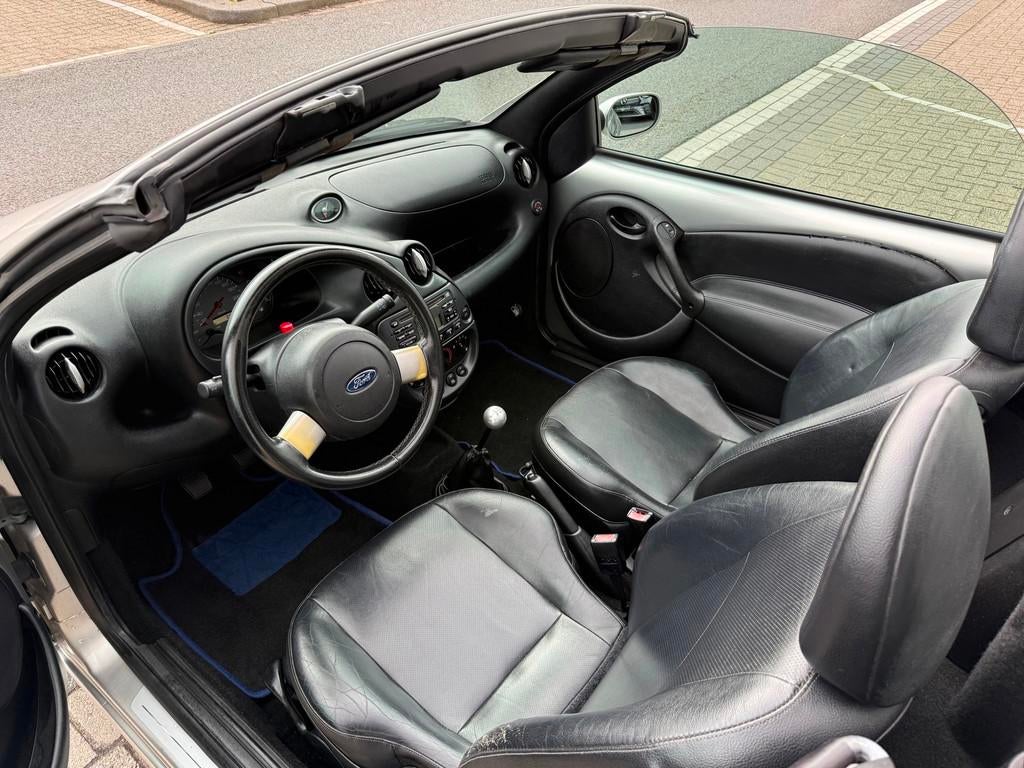 Ford Streetka 1.6 Futura Cabriolet LMV16/AIRCO/LEER/APK-2027, Leder, Bedrijf, Handgeschakeld, 2 stoelen