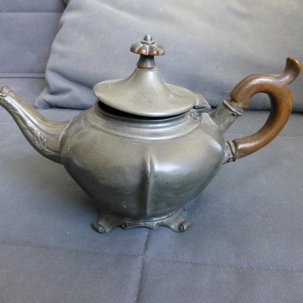 Theepot  van Tin, Ophalen of Verzenden