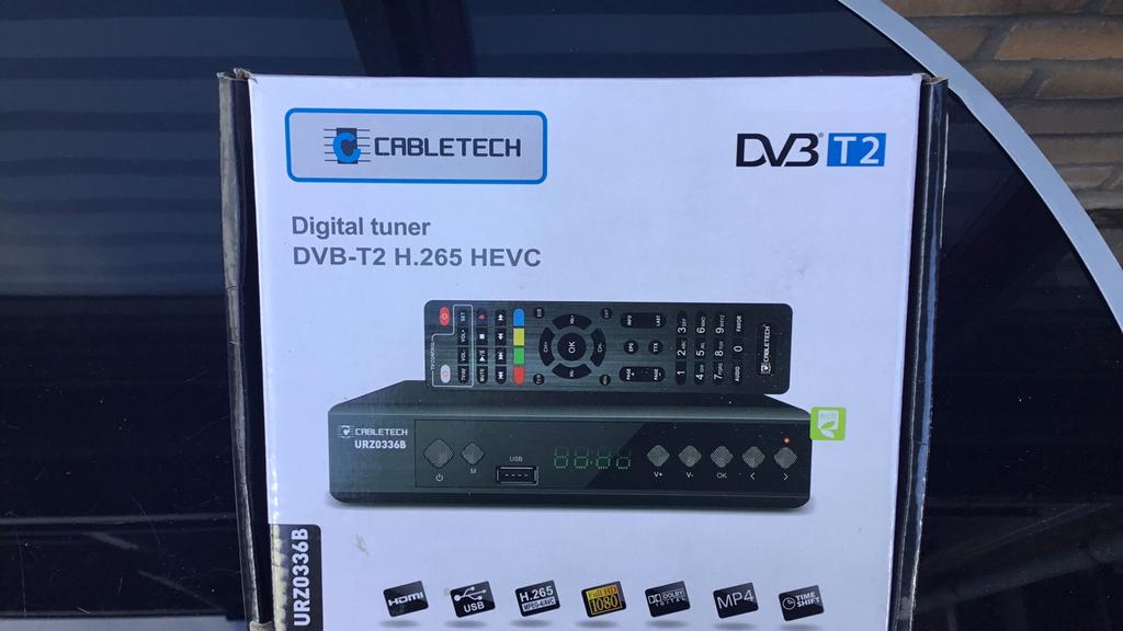 Tv ontvanger DVB-T2  H.265 HEVC Voor alle vrije TV zenders., Ophalen of Verzenden, Zo goed als nieuw