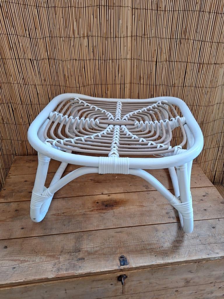 Leuk rotan krukje, Huis en Inrichting, Ophalen