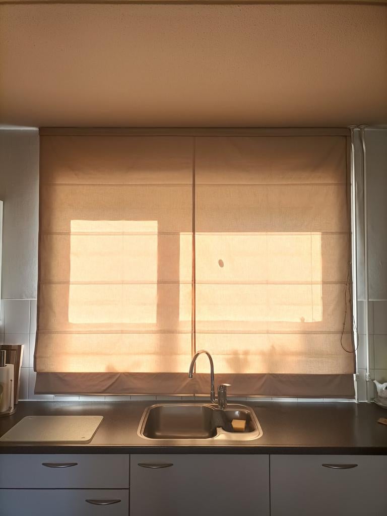 Warme zandkleur vouwgordijn, Huis en Inrichting, Stoffering | Gordijnen en Lamellen, Ophalen, 150 tot 200 cm, 150 tot 200 cm