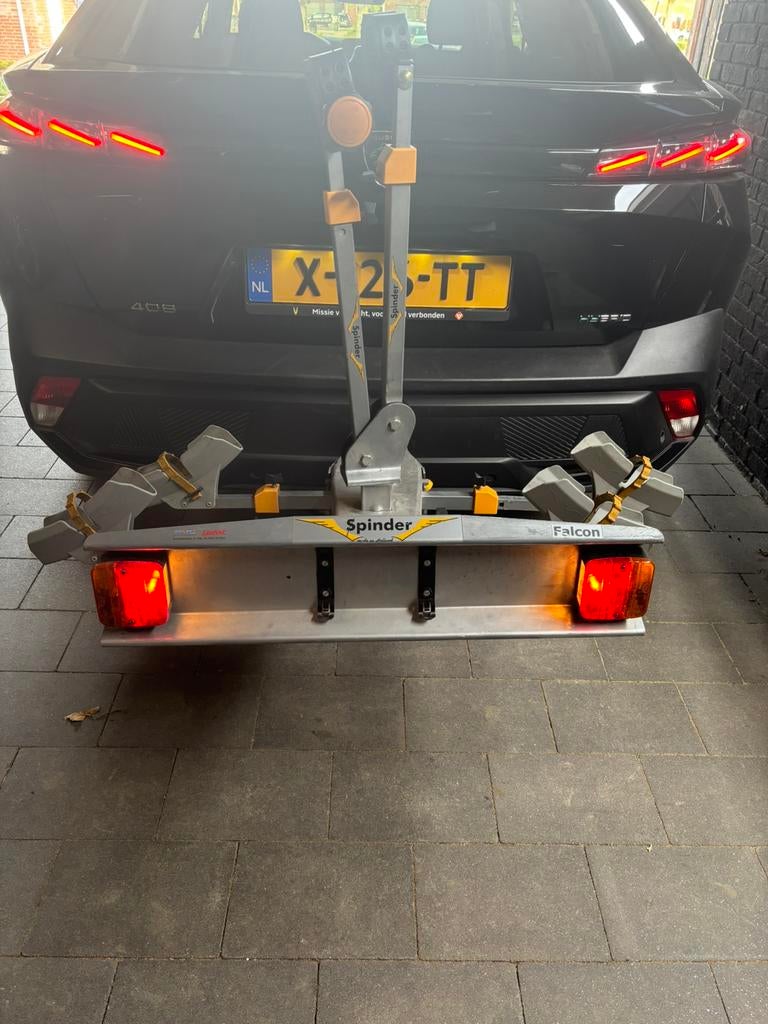 Spinder Falcon fietsendrager, Ophalen of Verzenden, Zo goed als nieuw, 2 fietsen, Trekhaakdrager