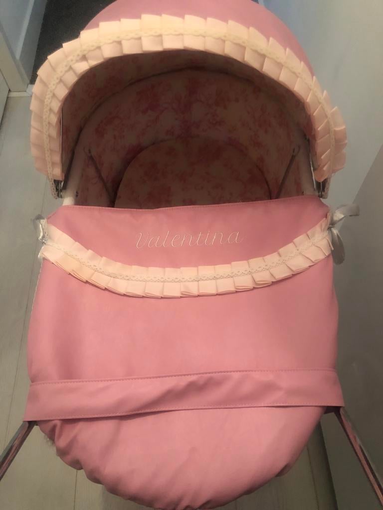 Spaanse poppenwagen, Kinderen en Baby's, Speelgoed | Overig, Ophalen of Verzenden, Jongen of Meisje