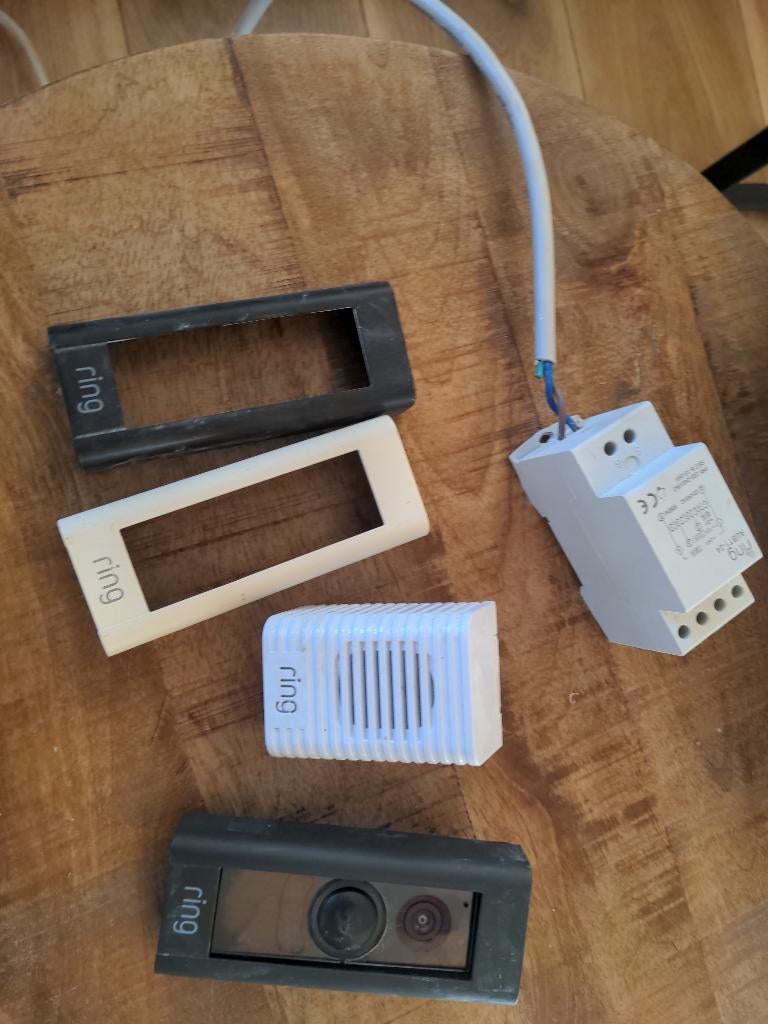 Ring deurbel met trafo, Ophalen, Bewegingsdetectiesensor, Zo goed als nieuw, Bedraad
