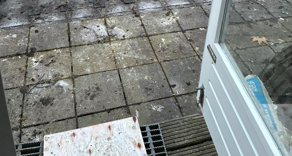 Gratis - 150 drainage tegels, Ophalen, Zo goed als nieuw, Beton, Terrastegels