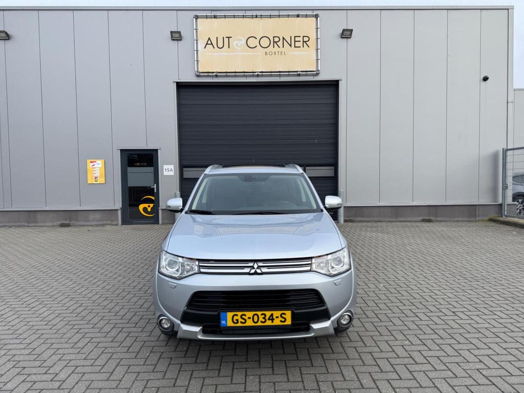 Mitsubishi Outlander 2.0 PHEV Instyle+, Euro 6, 4 cilinders, Vierwielaandrijving, Hybride Elektrisch/Benzine