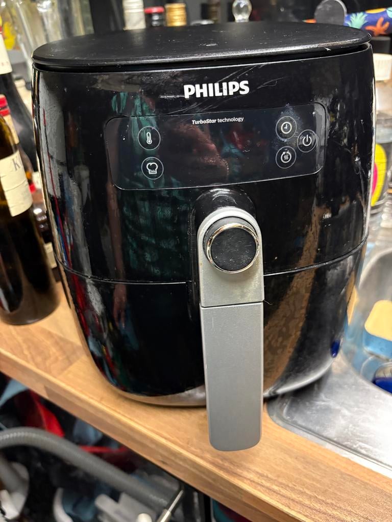 Philips Airfryer - Slechts enkele keren gebruikt op camping, Ophalen, Zo goed als nieuw, Airfryer, 750 t/m 999 gram
