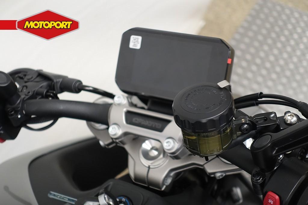 CFMOTO 450NK (bj 2026) - foto 3