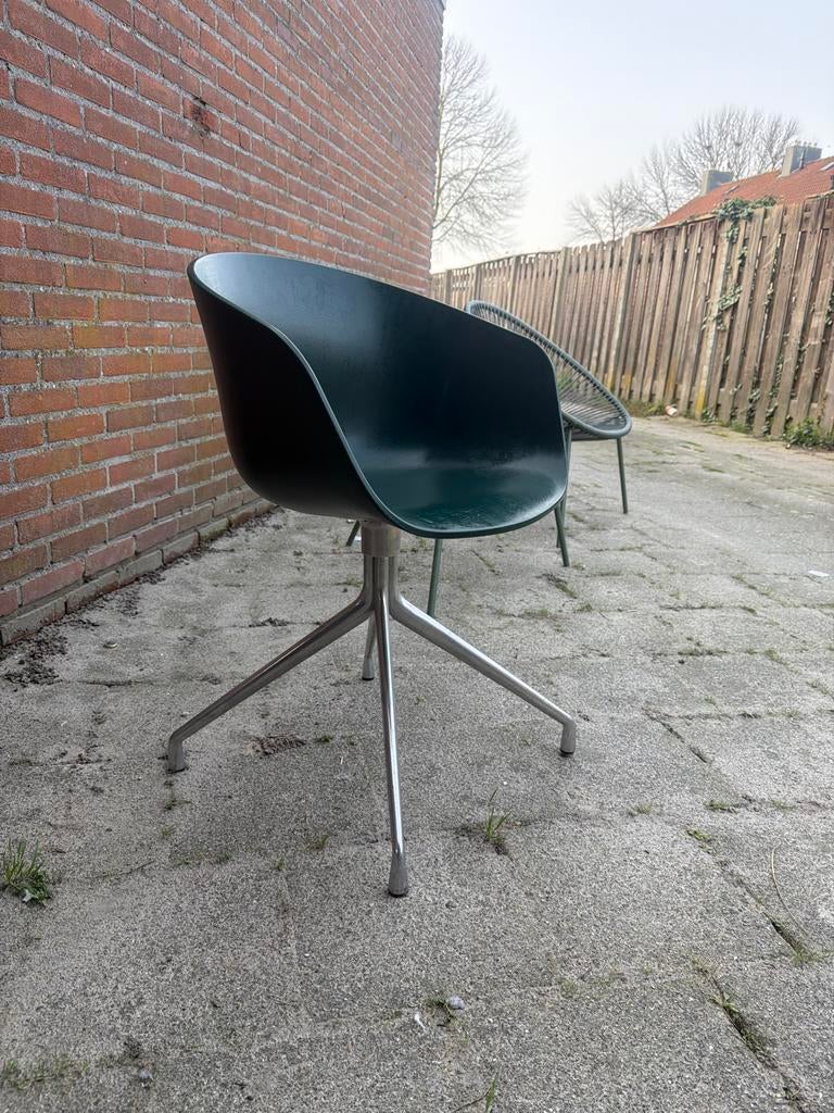 HAY About A Chair AAC22 - Donkergroen, Ophalen, Kunststof, Gebruikt, Overige kleuren