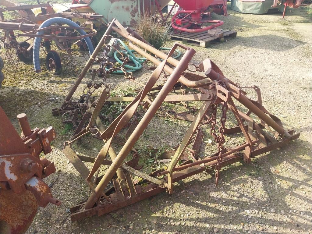 Diverse weideslepen opknappers, Ophalen