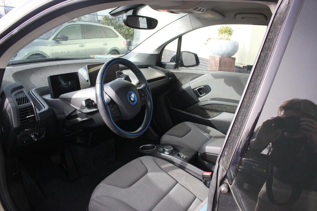 BMW I3 Basis iPerformance 94Ah 33 kWh | 20 Inch Turbine Styl, Automaat, Gebruikt, 300 km, 33 kWh
