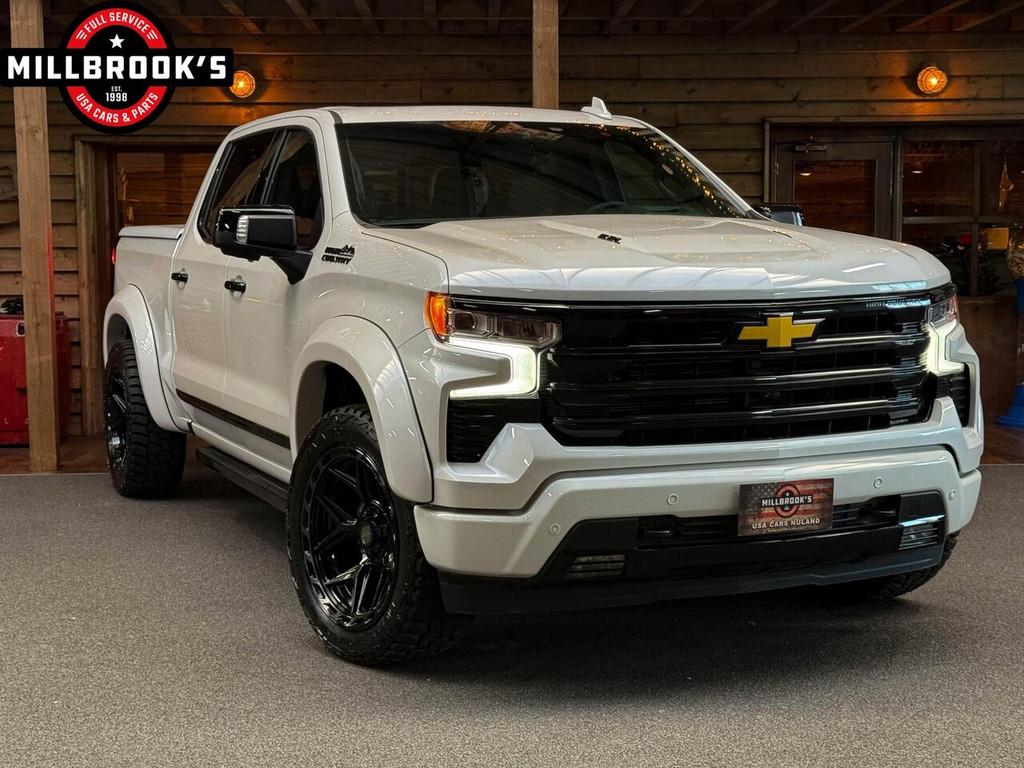 Chevrolet SILVERADO TRAILBOSS 6.2 V8 420 PK uit voorraad lev, Automaat, 8 cilinders, 4 stoelen, Zwart