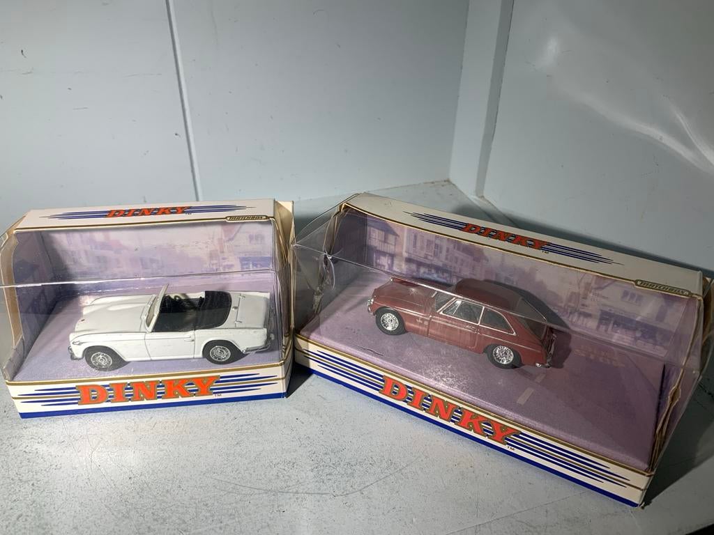 Dinky Toys Matchbox DY-20 Triumph TR4A & DY-19 MGBGT V8, Hobby en Vrije tijd, Modelauto's | 1:43, Ophalen of Verzenden, Zo goed als nieuw