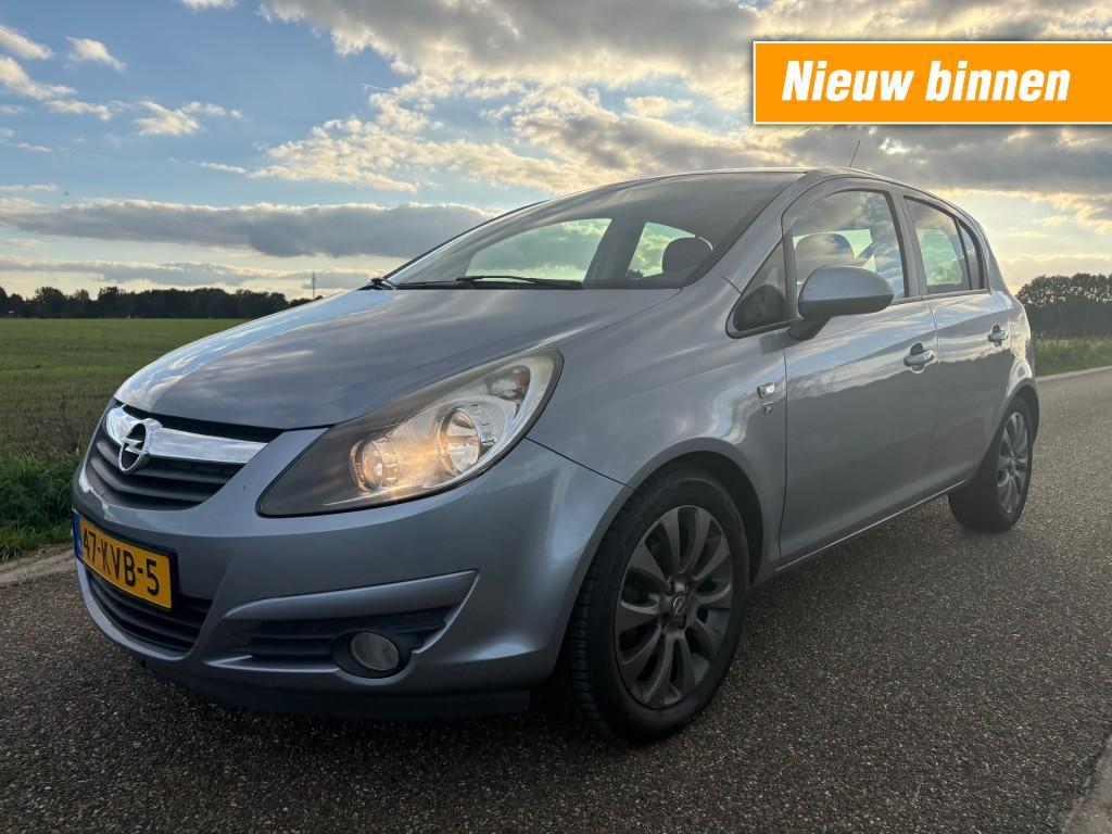 Opel CORSA 1.4-16V 111 EDITION / AIRCO / 5 DRS / 1E EIGENAAR, Euro 5, 101 pk, Gebruikt, 4 cilinders