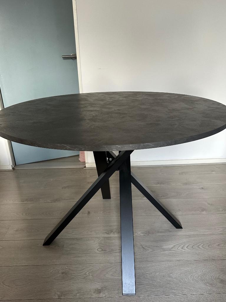 IKEA ronde eettafel, Ophalen, Rond, Zo goed als nieuw, Vier personen