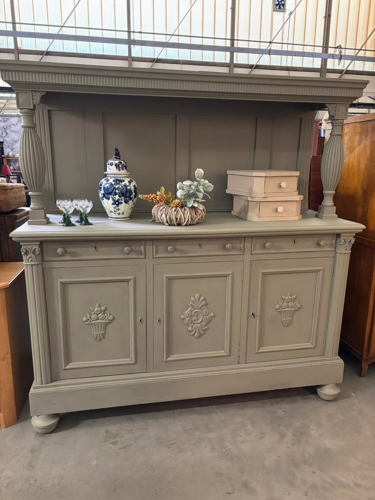 Vibtage brocante Art Deco buffetkast / kast / dressoir, Ophalen, Studio Larilo, Studiolarilo@gmail.com, Zo goed als nieuw