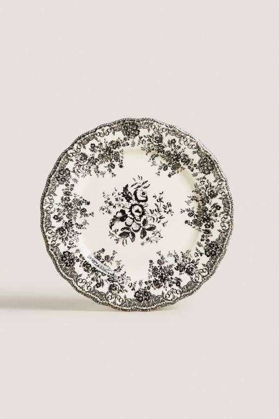 4x aardewerken dinerbord met bloemen van Zara Home, Ophalen of Verzenden, Zo goed als nieuw, Bord(en), Overige stijlen