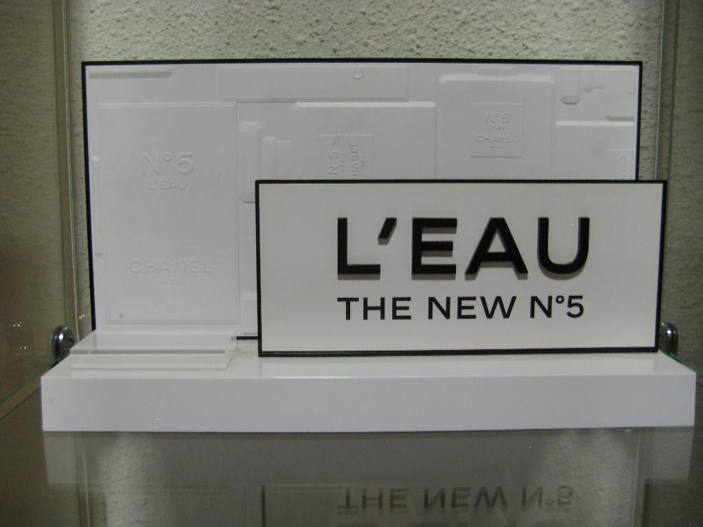 Chanel parfum reclame display, Verzenden, Zo goed als nieuw