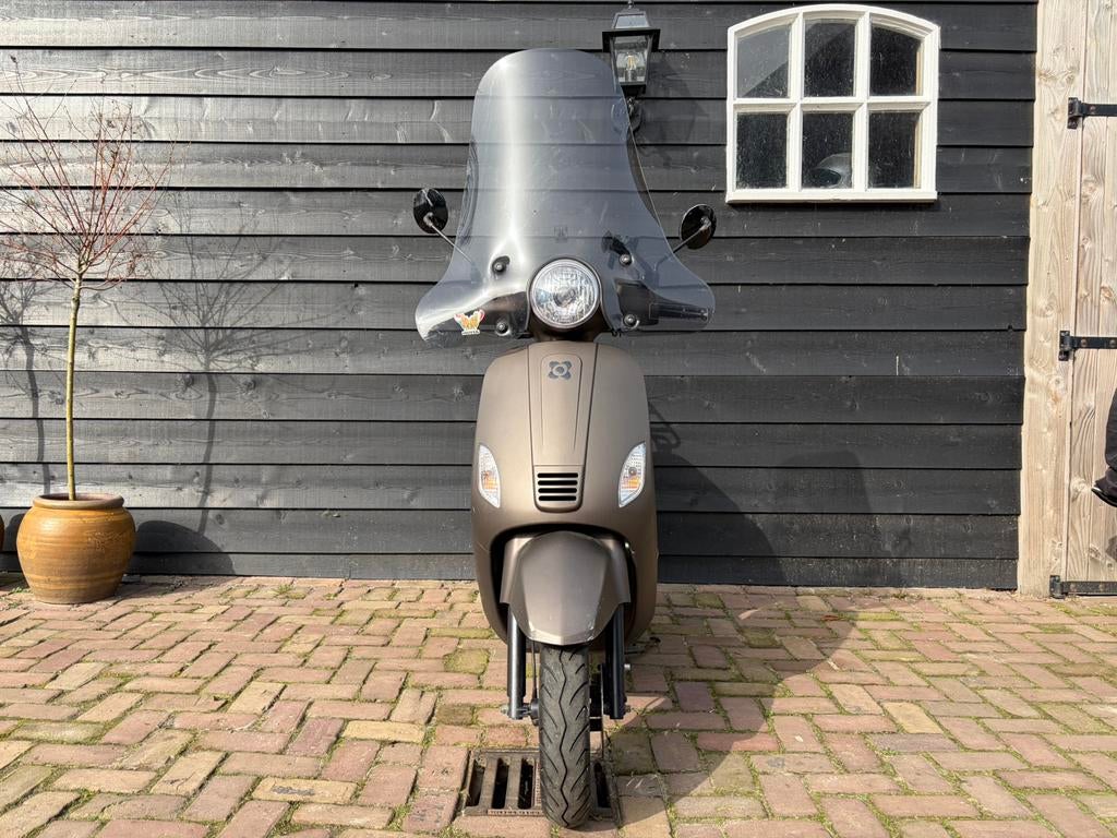 AGM VX50, Zo goed als nieuw, Benzine, Ophalen, Overige merken