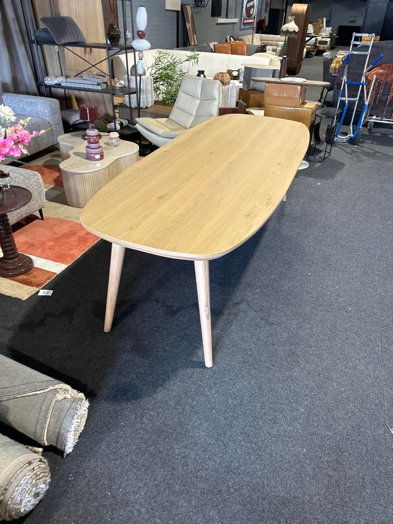 Eleonora Elijah Eettafel - Eikenhout - Showmodel met 40% kor, Ophalen, Japandi, 100 tot 150 cm, Eikenhout