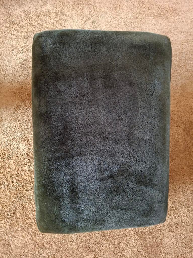 Groen voetenbankje, Ophalen