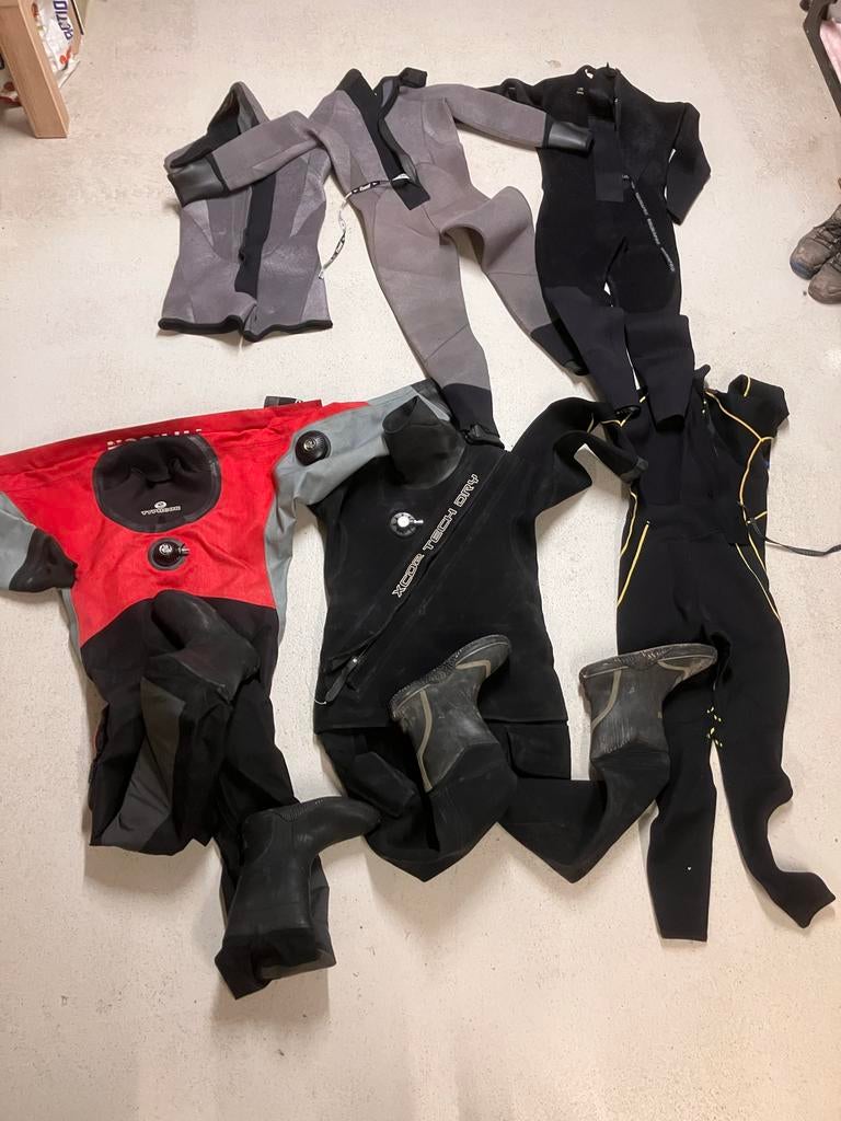 Complete duikuitrusting: duikpakken, trimvest, lood en meer, Watersport en Boten, Ophalen, Gebruikt, Overige typen