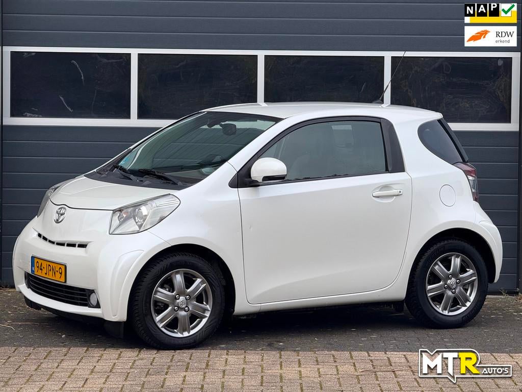 Toyota IQ 1.0 VVTi Aspiration AUT|LPG G3|NAP|APK|CLIMA, Gebruikt, Zwart, 899 kg, 4 stoelen