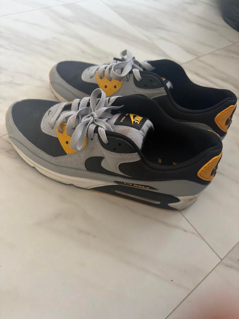 Nike Airmax sneakers maat 45, Kleding | Heren, Schoenen, Ophalen, Zo goed als nieuw, Overige kleuren, Sneakers of Gympen