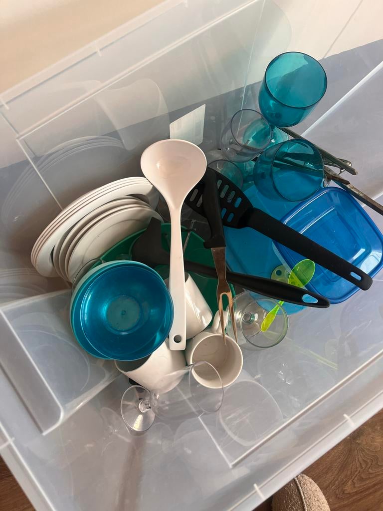 Gratis doos met camping spullen, Ophalen, Gebruikt